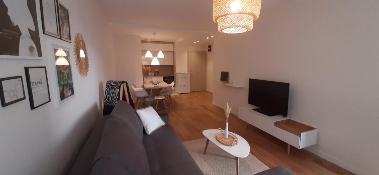 Lux Apartment Portovista Bar Exteriör bild